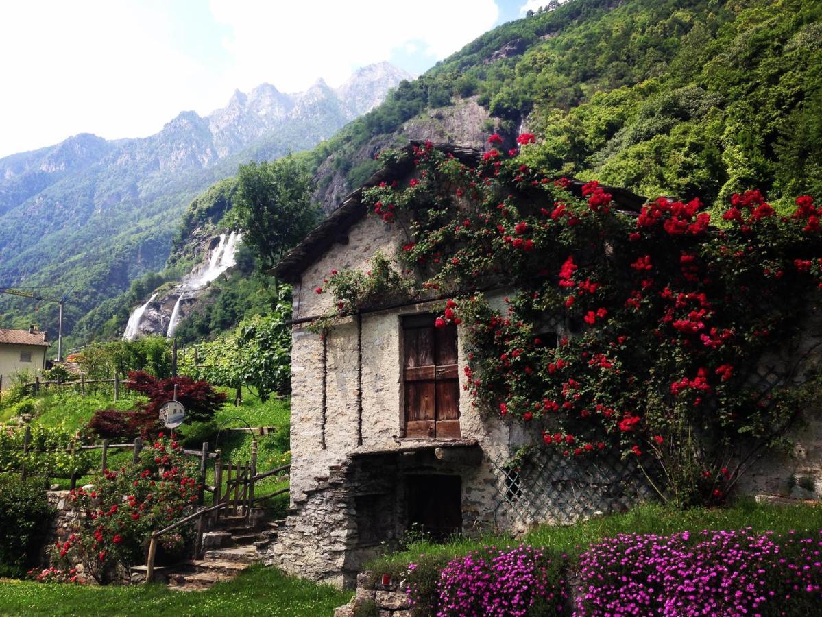 Bed and Breakfast Bb Chiavenna Centro Storico Екстер'єр фото